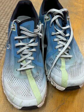 On Cloud Cloudflow Running Sneakers Women's 9